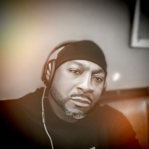 Meet your Posher, Dwayne - Picture 1 of 1